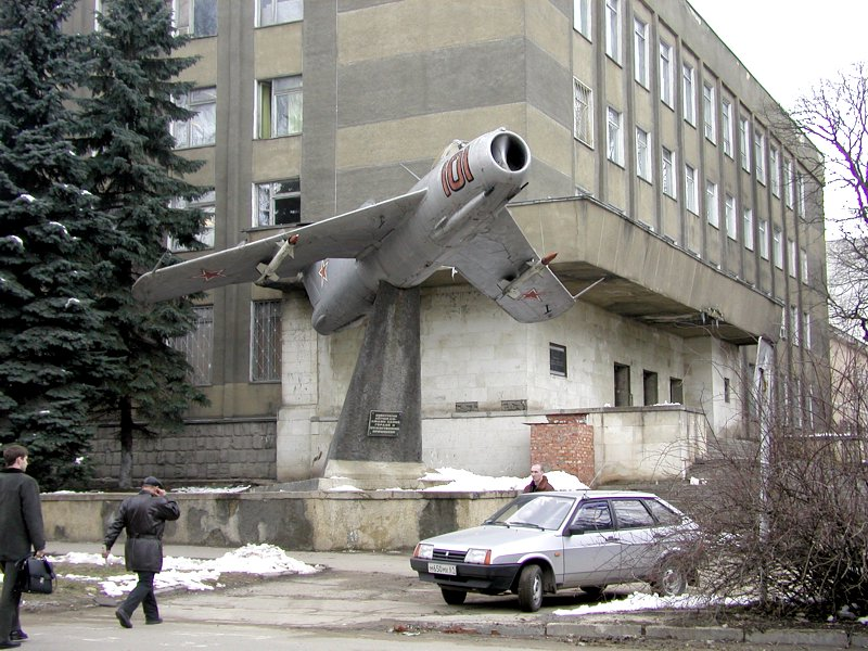 Illustration for article titled Fighter Planes That Became Battle-Scarred War Monuments